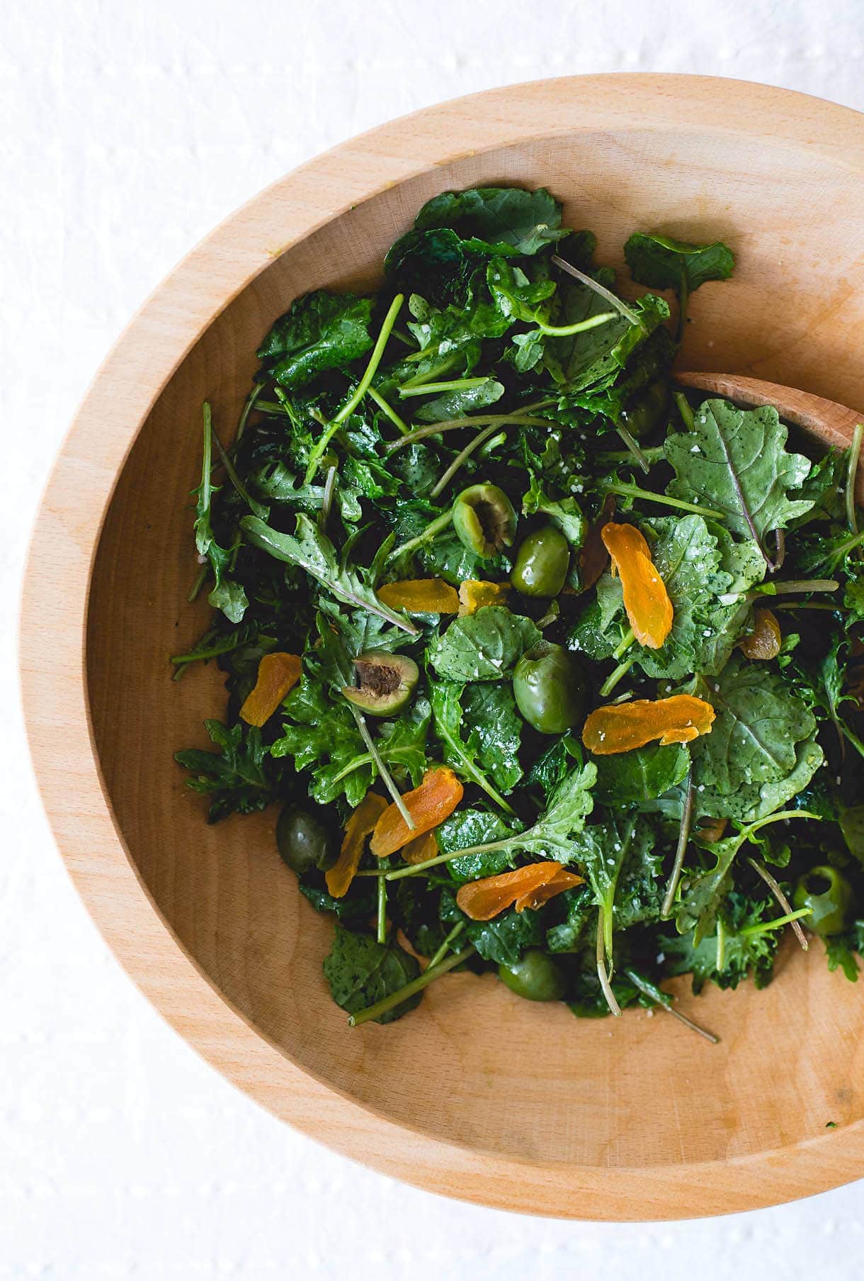 Amazing Baby Kale Salad with Shallot Vinaigrette {paleo, vegan}