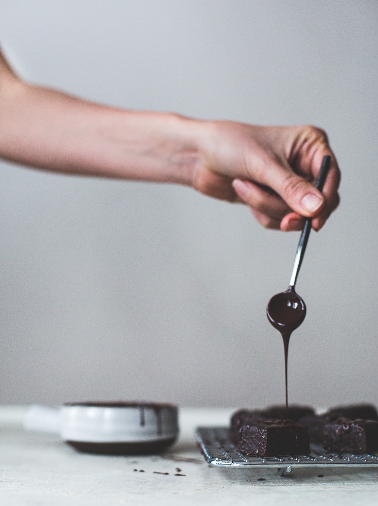 {ALMOST RAW} VEGAN DOUBLE CHOCOLATE CARAMELS
