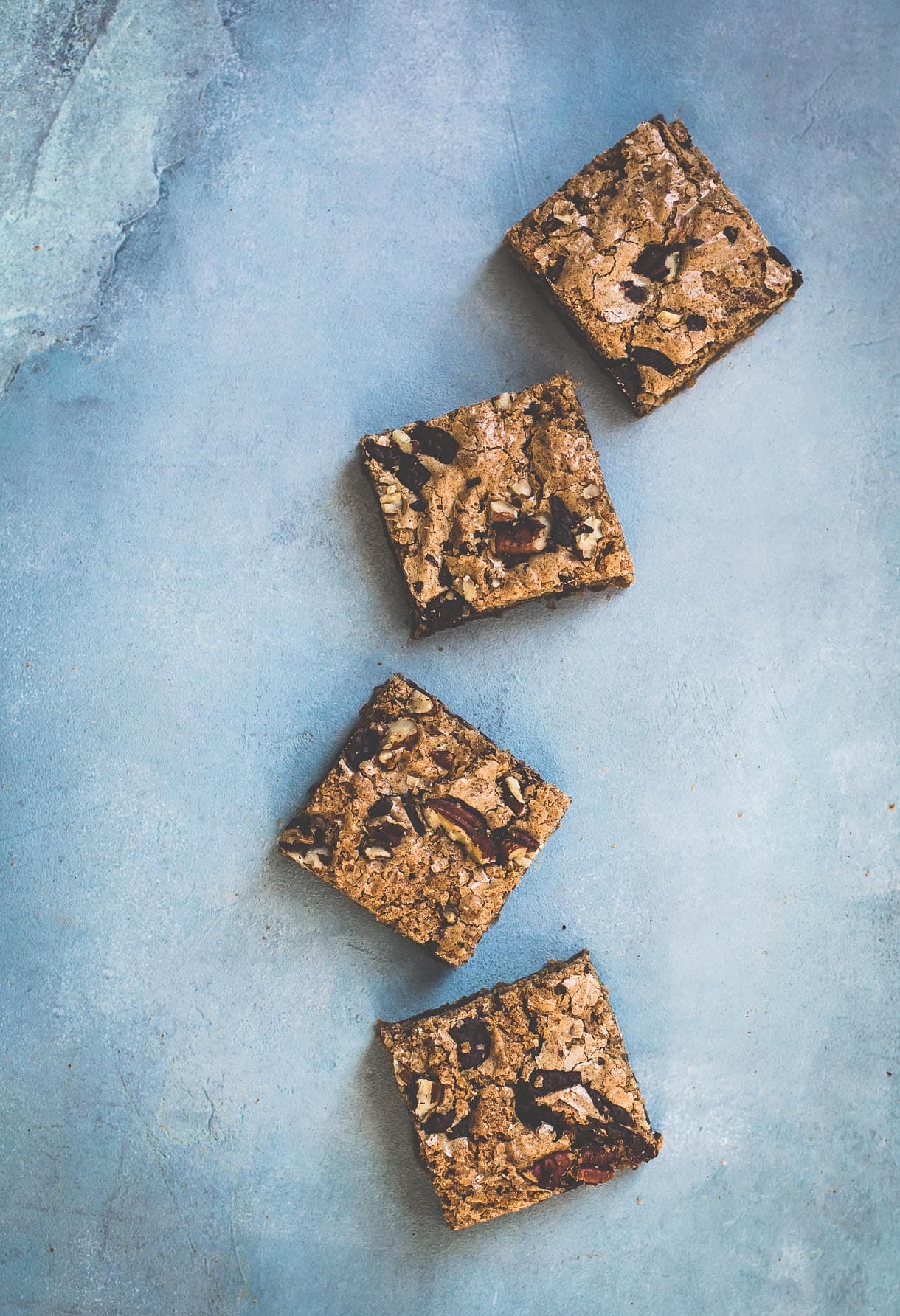 Coffee Chocolate Chunk Gluten-Free Blondies {crackly tops, dense bite, perfect dessert}