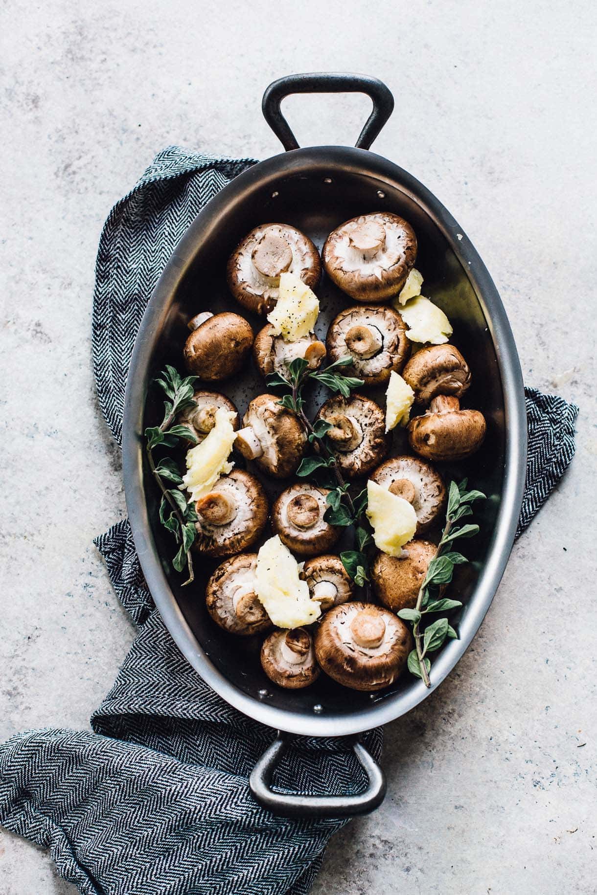 Oregano and Butter Roasted Mushrooms 
