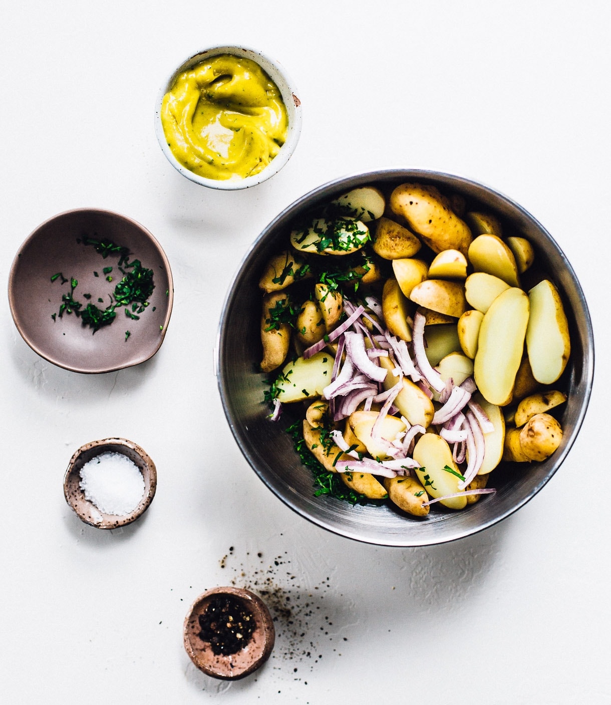 Sunshine Turmeric Potato Salad // fingerling potato salad // vegan potato salad