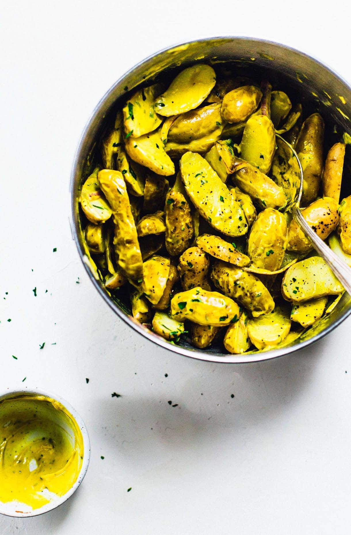Sunshine Turmeric Potato Salad // golden potato salad // fingerling potato salad