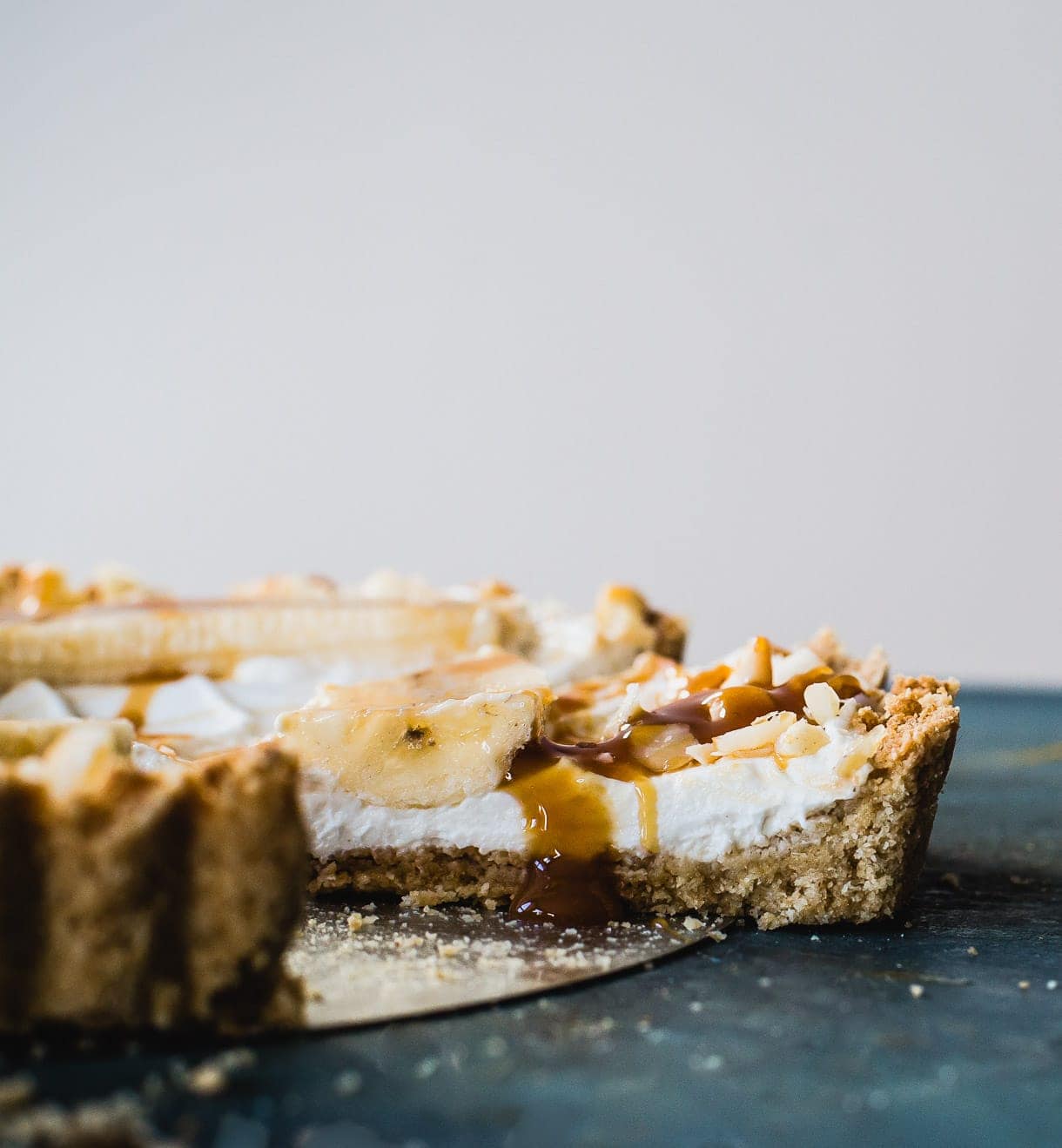 Banana Greek Yogurt Tart with Caramel + Macadamia Nuts
