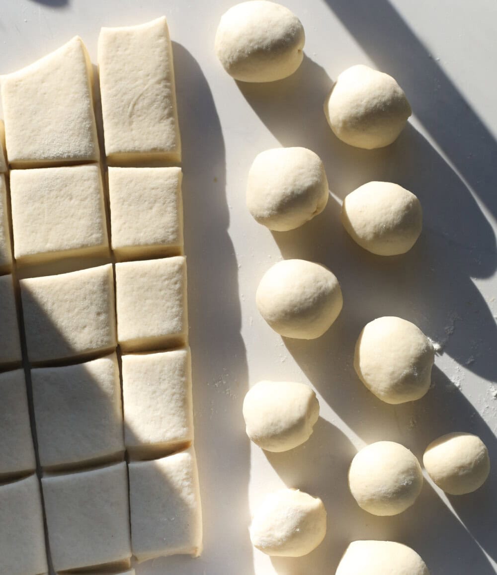 rolled balls for sourdough monkey bread